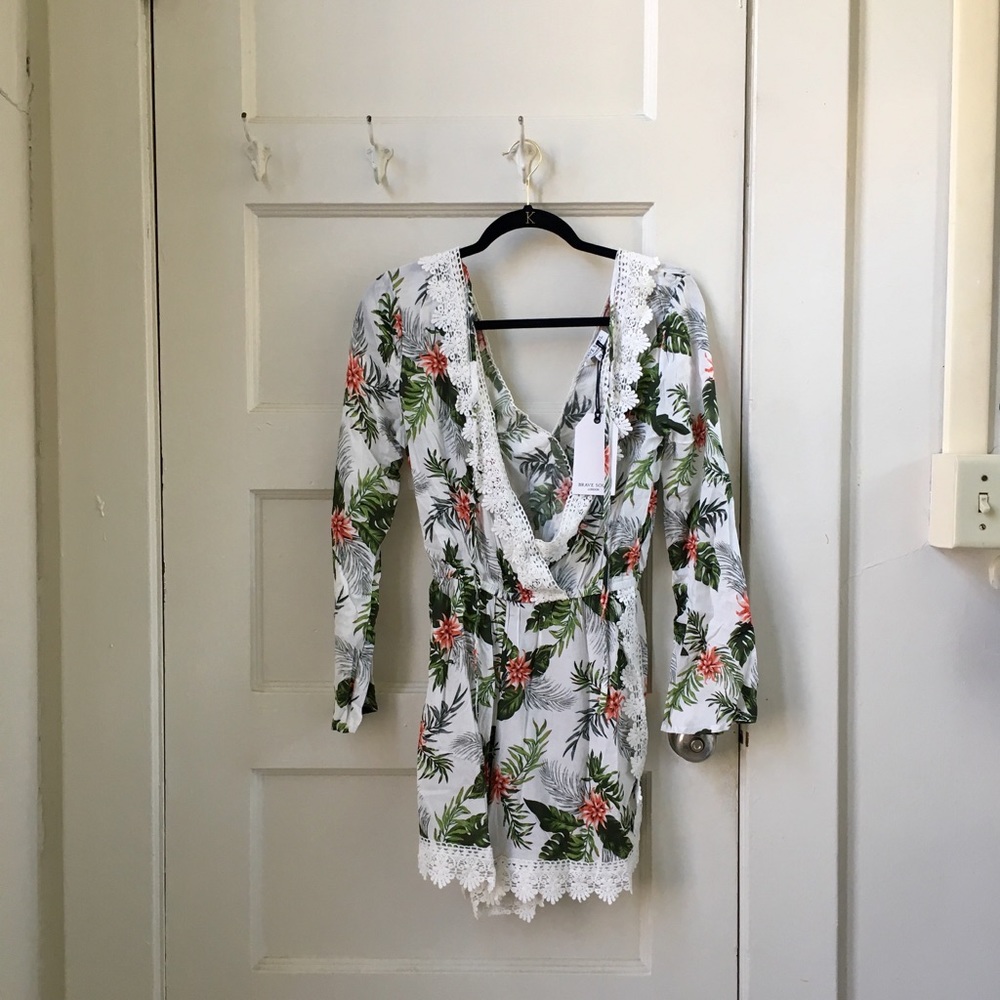 Brave Soul Tropical Romper - Picture 3 of 4
